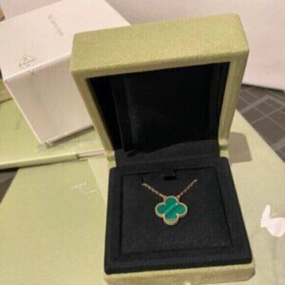 Authentic Van Cleef & Arpels Vintage Alhambra 18K Yellow Gold Necklaces - Picture 7 of 8